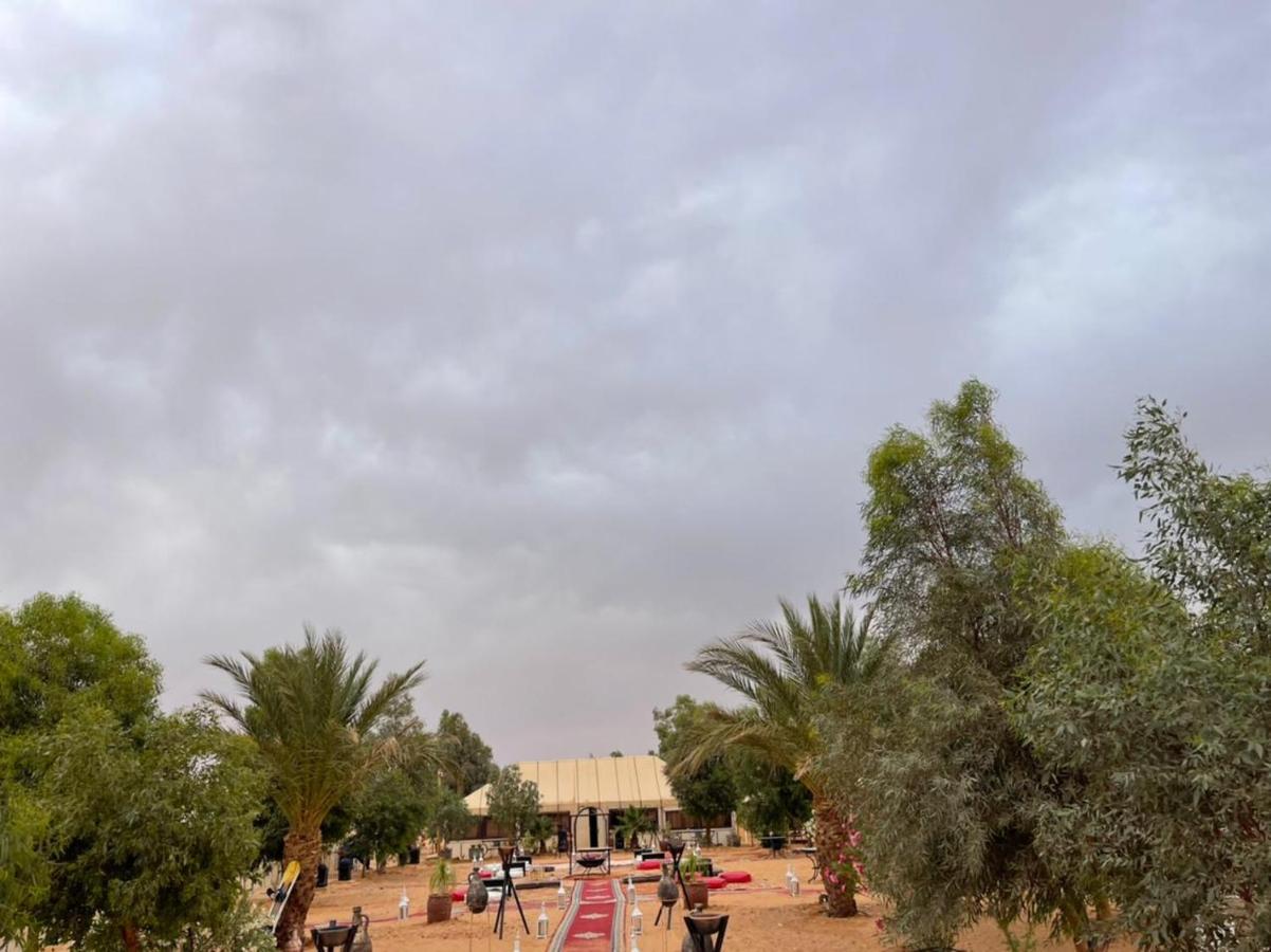 Erg Chebbi Sahara Camp Hotel Мерцуга Екстериор снимка
