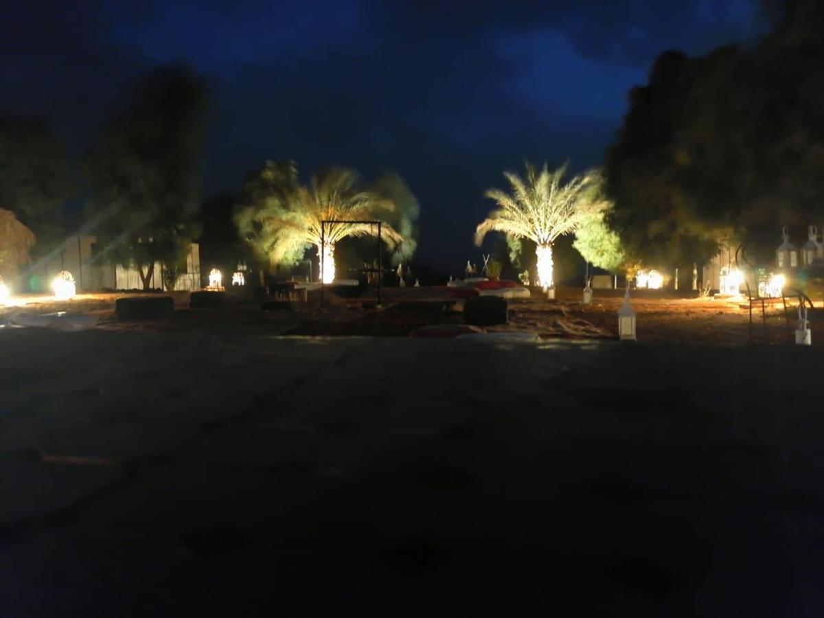 Erg Chebbi Sahara Camp Hotel Мерцуга Екстериор снимка