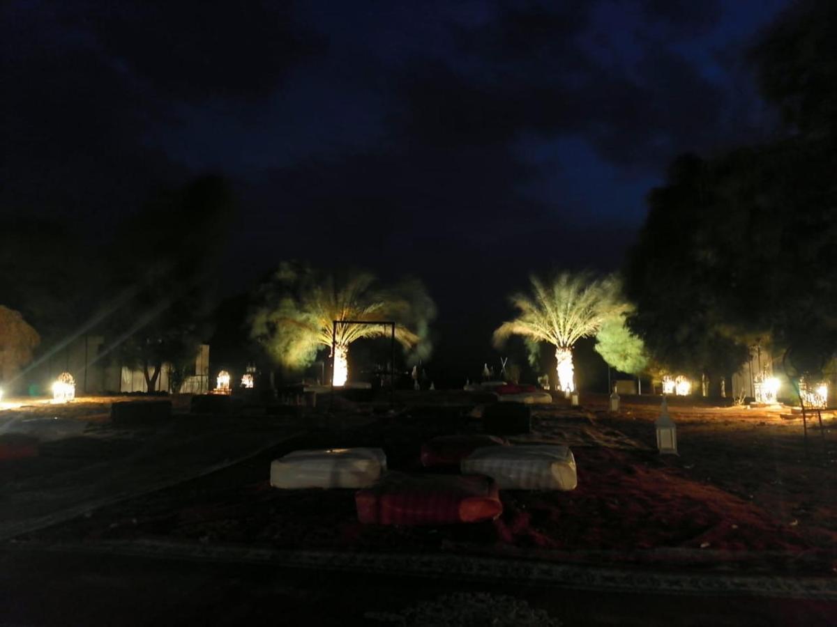 Erg Chebbi Sahara Camp Hotel Мерцуга Екстериор снимка