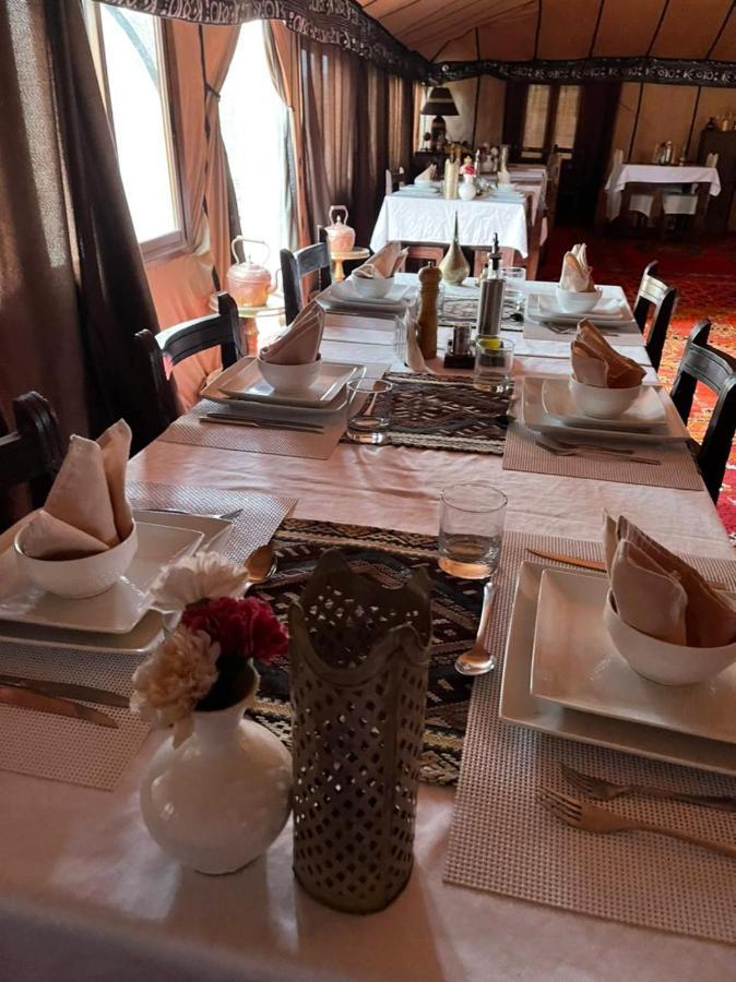Erg Chebbi Sahara Camp Hotel Мерцуга Екстериор снимка