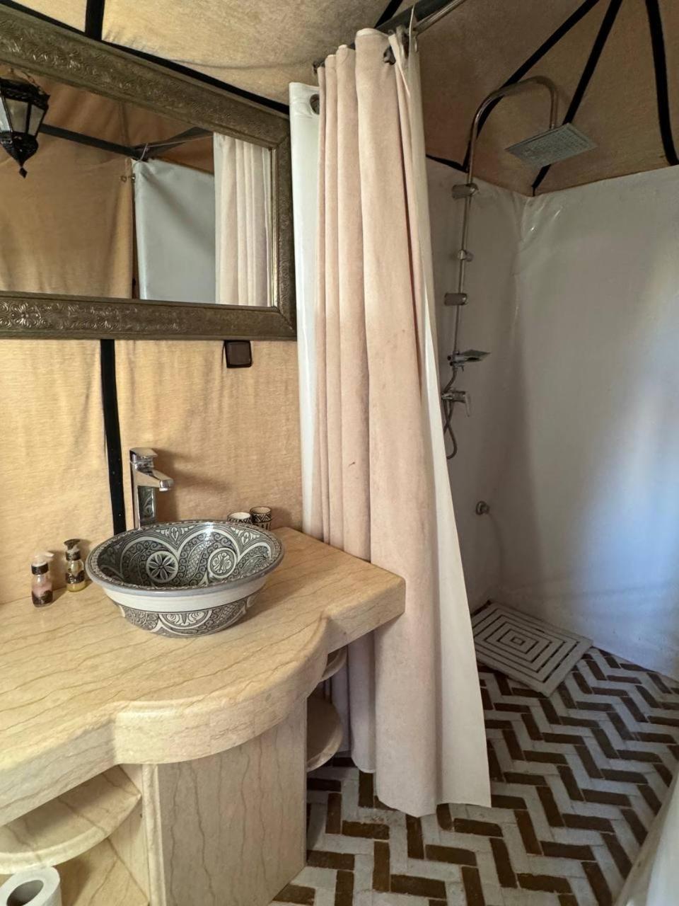 Erg Chebbi Sahara Camp Hotel Мерцуга Екстериор снимка